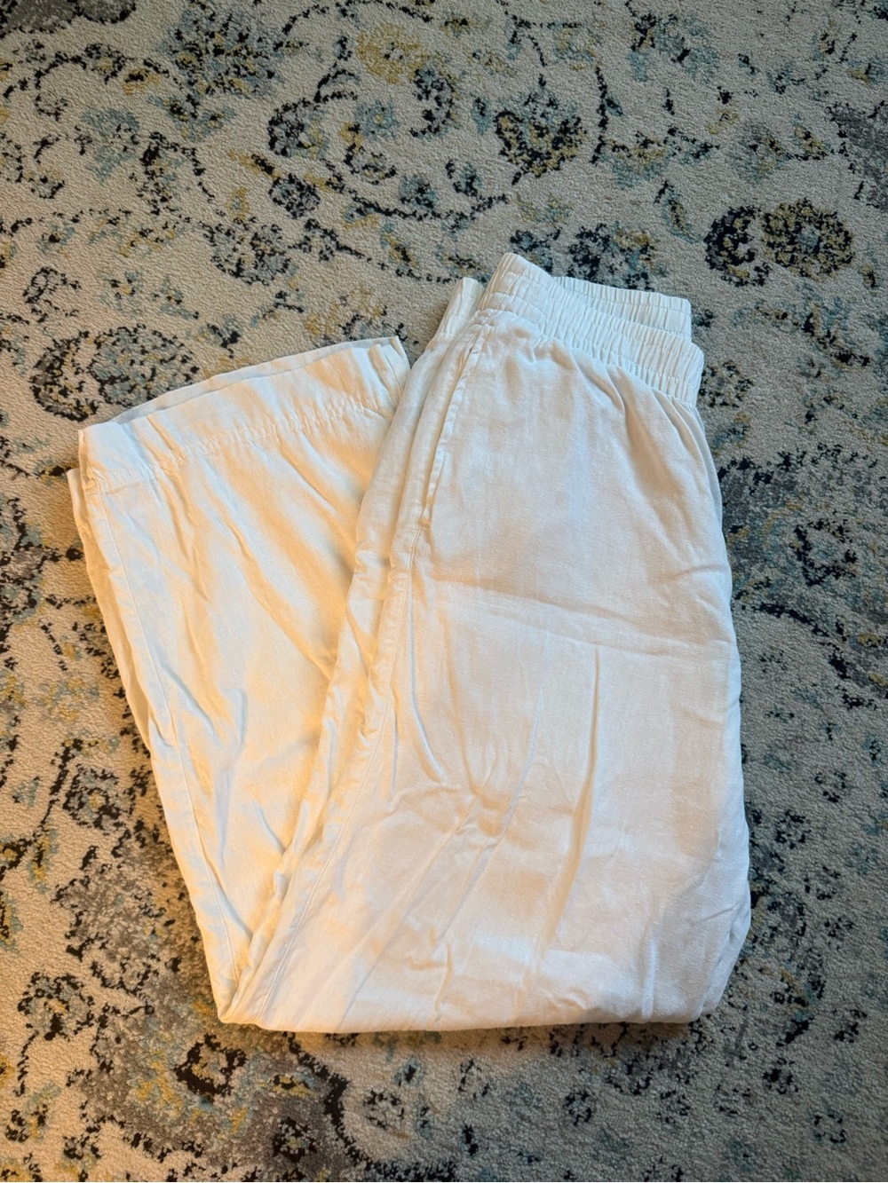 Old Navy White High-Rise Wide Leg Pants